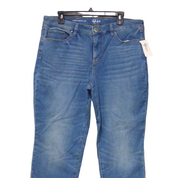 $34.00 BeBop Juniors' Printed Smocked-Waist Linen Blend Shorts, Coral/Tan - Picture 4 of 11